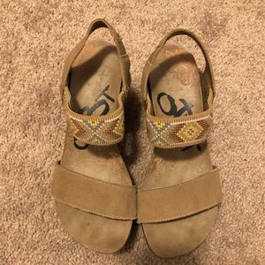 OTBT Bushnell Wedge Size 6.5